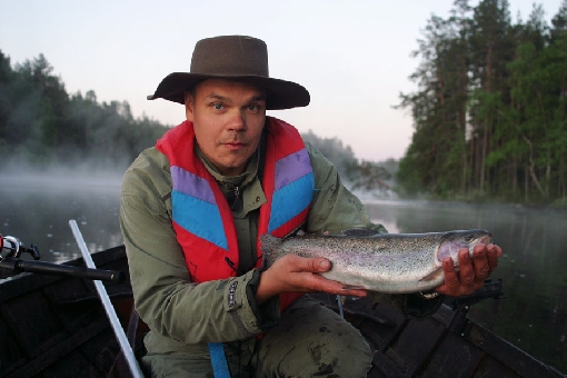 Rainbow trout is a typical game species at special sites.