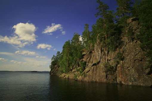 Konnevesi est l'« Inari de la Finlande centrale »; beauté sauvage et variée, et riche en poisson.